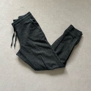 Champion dark grey sweatpants.